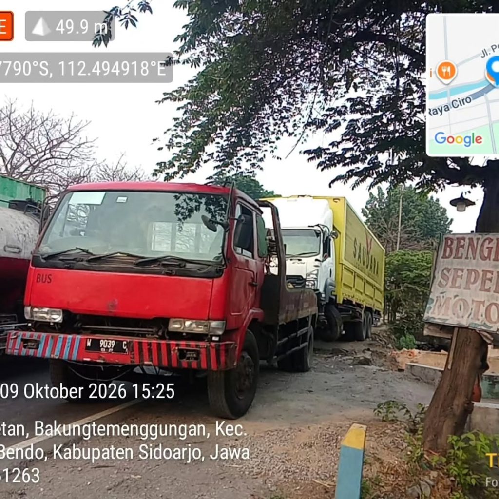 Amanah Derek Evakuasi Truk Wingbox di Balongbendo, Dibawa ke Isuzu Waru